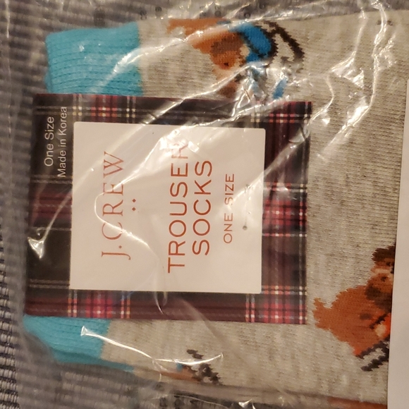 NWT & in packaging. Two pairs J. Crew Cotton holiday socks. Dogs on sleds. - Picture 9 of 10